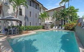 Bay Village Tropical Retreat&apartamentos